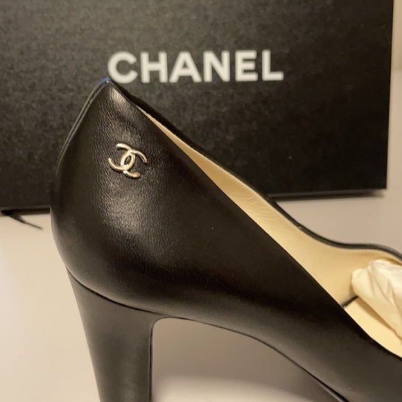 Chanel open lamb skin pumps - Picture 6 of 9